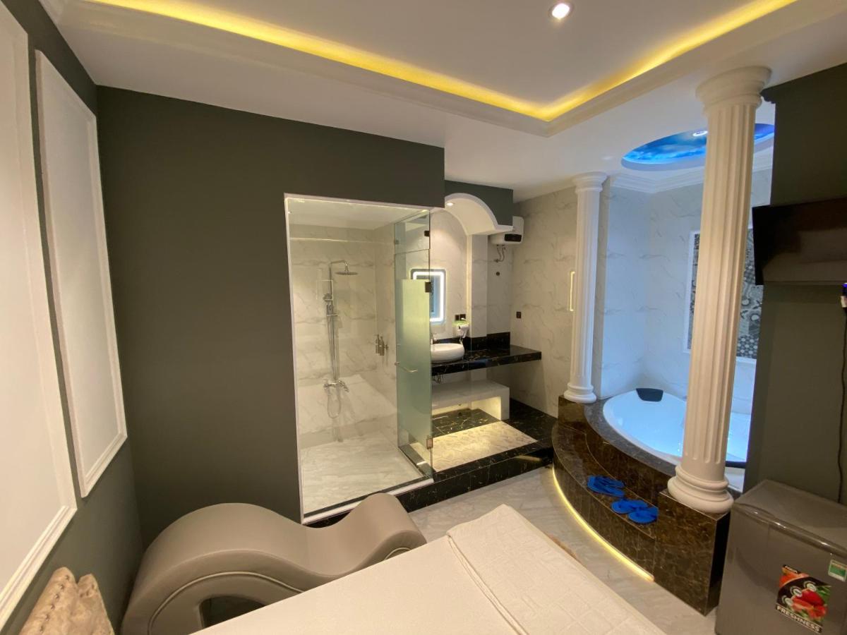 Vĩnh Long Phuoc Hung 1 Hotel מראה חיצוני תמונה